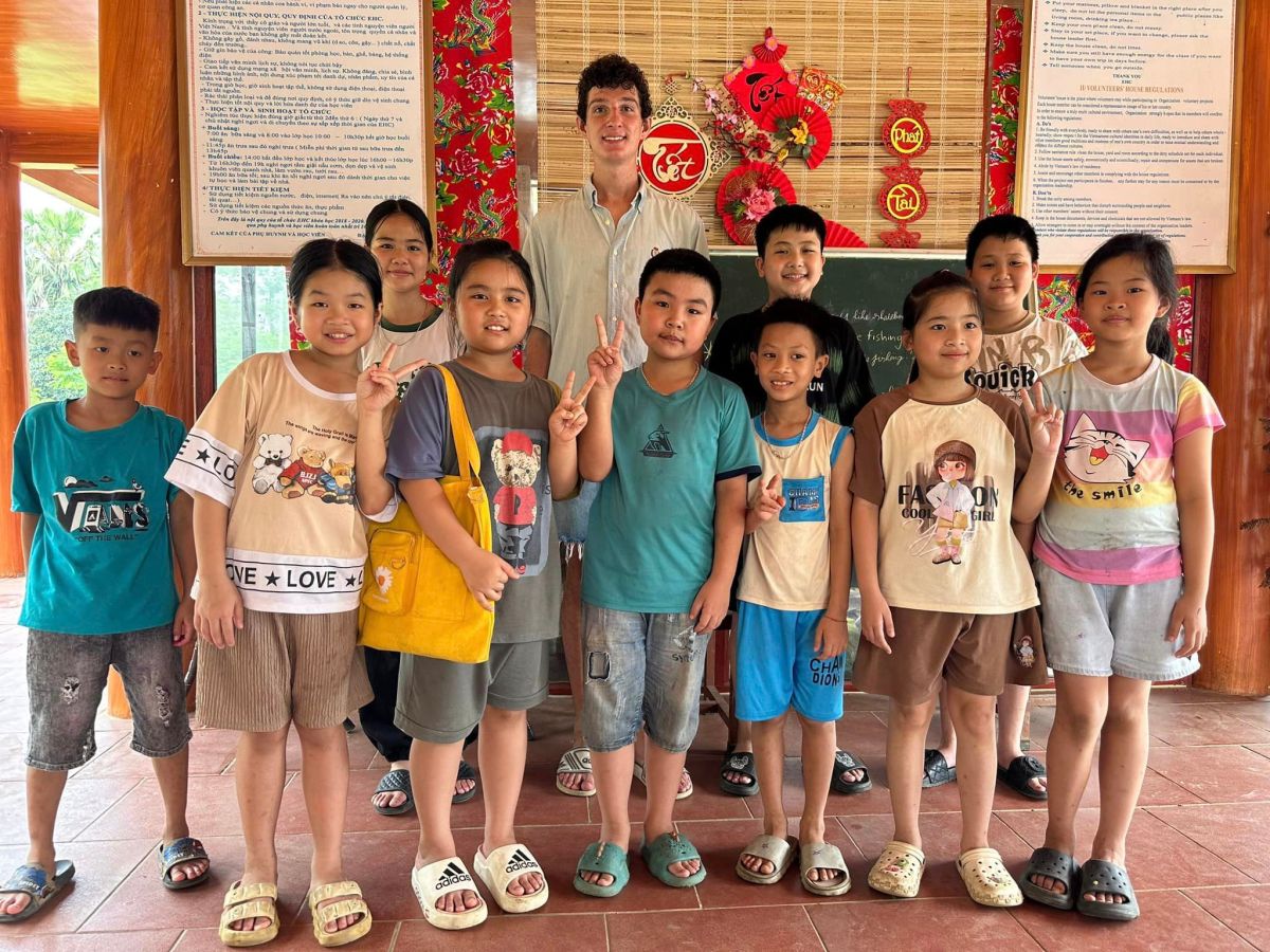 Empowering Underprivileged Communities Through Education: Daily Activities at&nbsp;E4HC